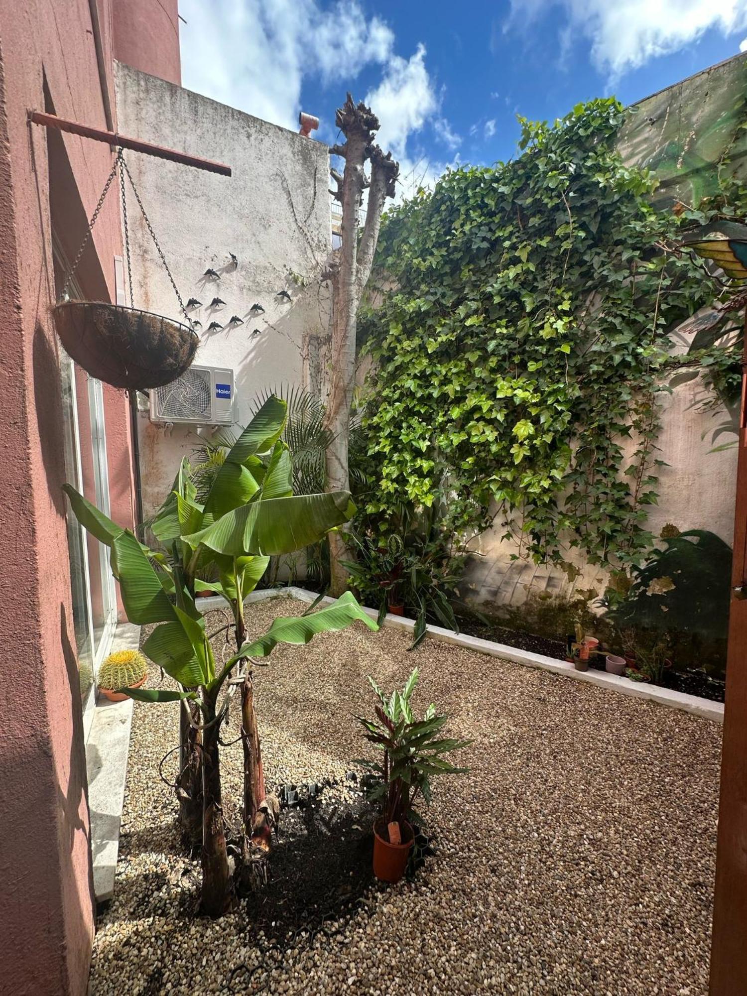 Apartment Azul And Center Lissabon